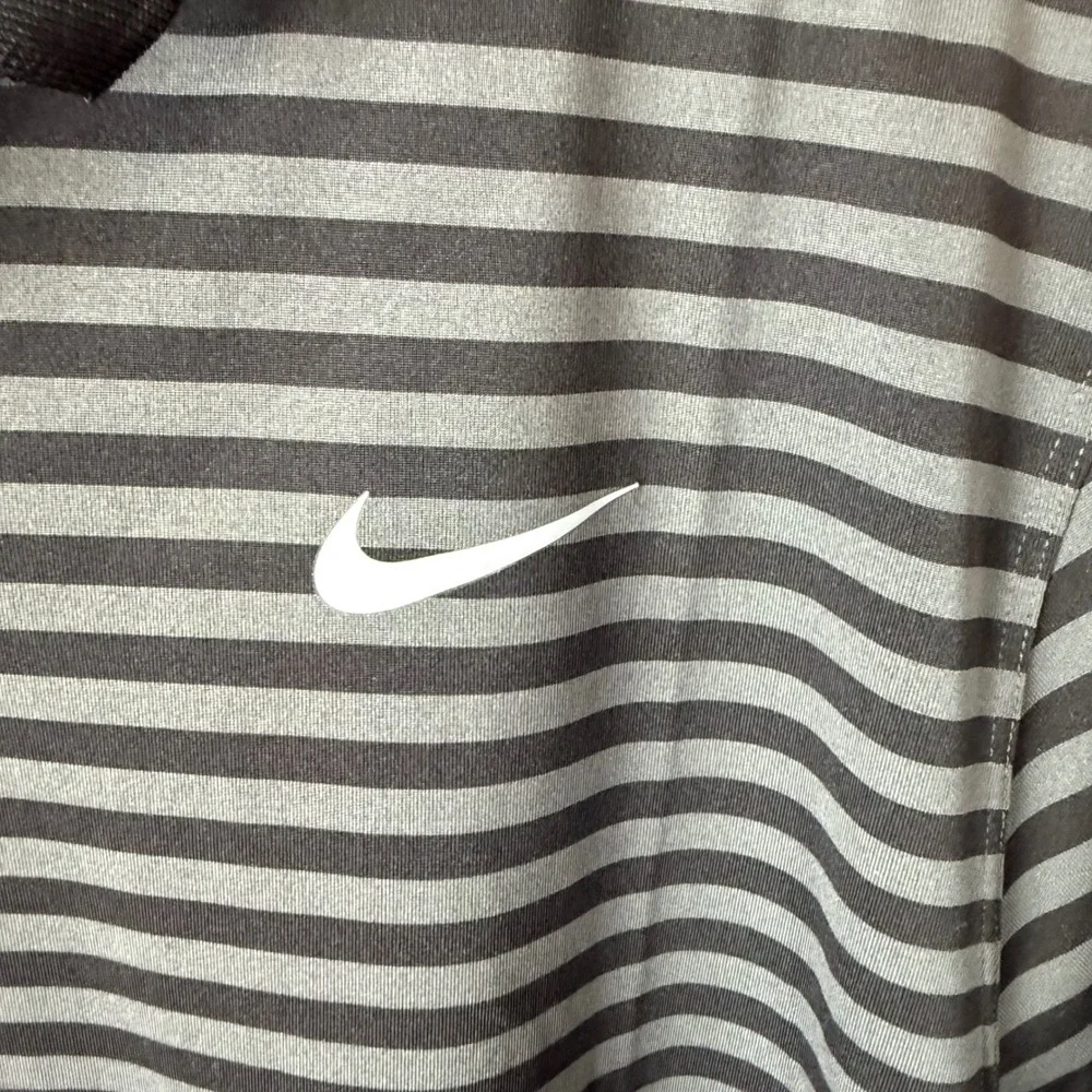 Nike Golf Dri-Fit Men's‎ XL Black Gray Stripe Polo Shirt Performance Golf Shirt